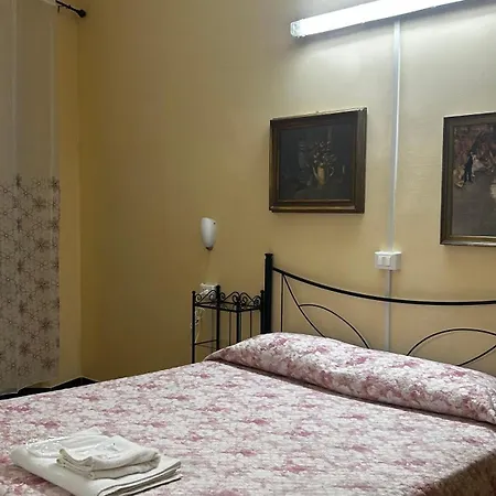 Fiorita Hotel *