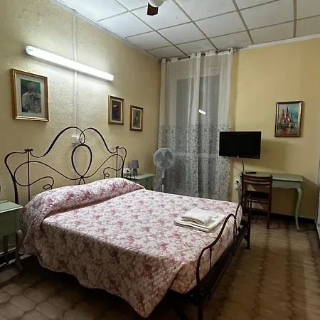 Fiorita Hotel