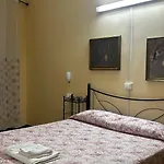 Fiorita Hotel *
